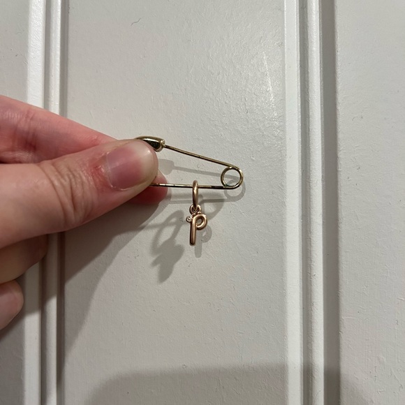 Pandora Letter “P” Script Alphabet Dangle Charm Rose Gold Plated - Picture 3 of 3